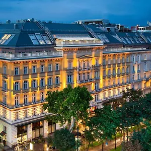 Independent - Grand Hotel